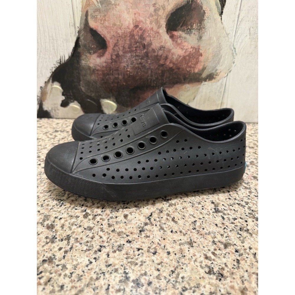 Native Jefferson Sugarlite Black Shoes Mens Size 5 Womens 7 Slip On